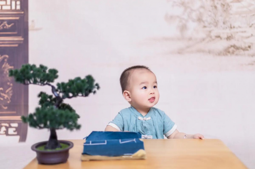 秦皇岛宝宝喊肚子疼怎么回事
